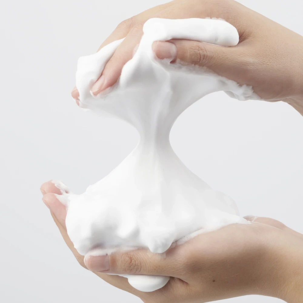 モイストクッションウォッシュ  MOIST CUSHION WASH